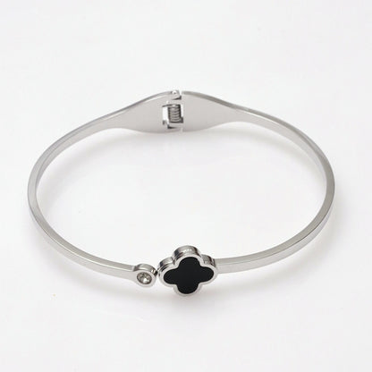 Eclipse Clover Bangle