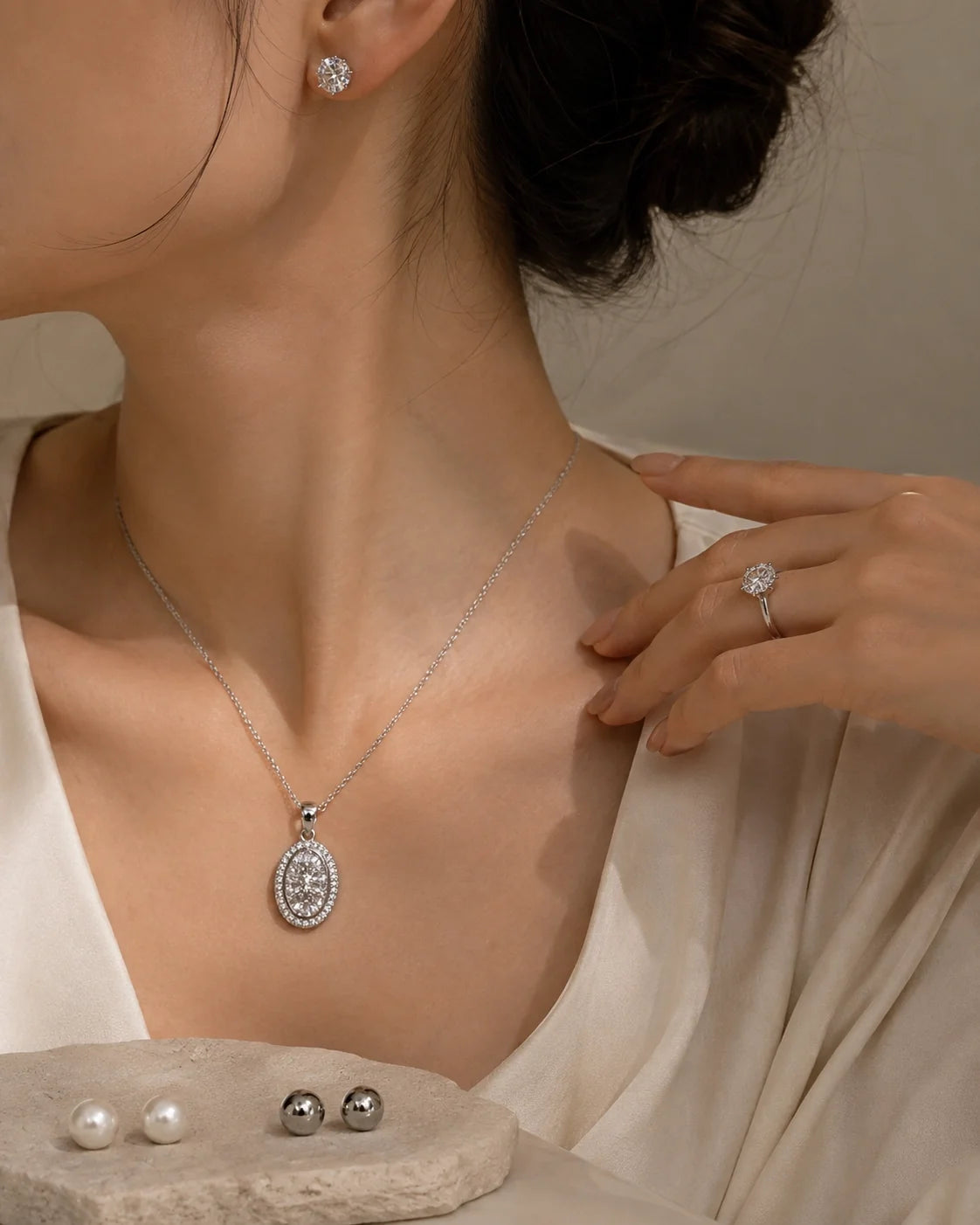 Rings, Tops & Pendant Gift Set VI - Silver — lifestyle image